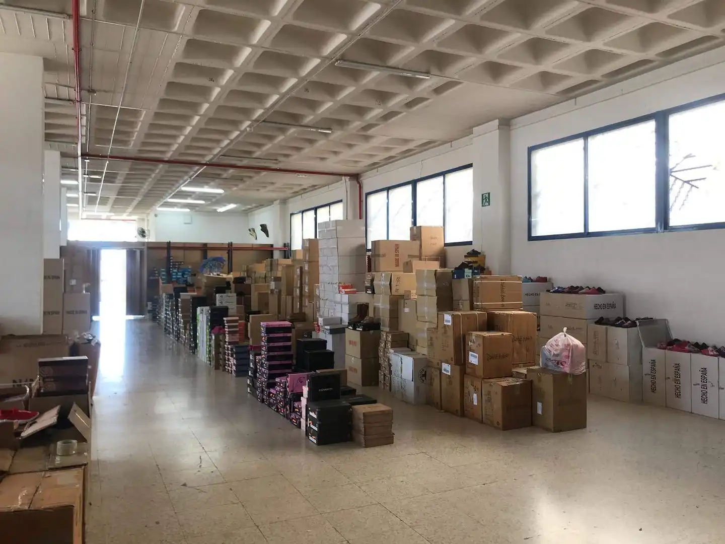 Gebäude zur Miete in Elche / Elx