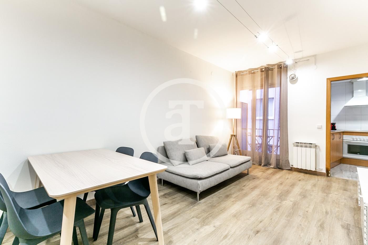 Sala d'estar de Pis de lloguer en  Barcelona Capital amb Calefacció, Moblat i Forn