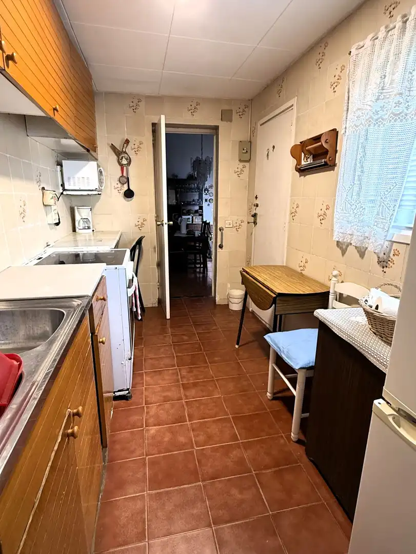 Cuina de Casa o xalet en venda en Sant Boi de Llobregat amb Aire condicionat, Terrassa i Traster