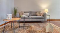 Living room of Flat for sale in  Barcelona Capital  with Air Conditioner, Heating and Parquet flooring