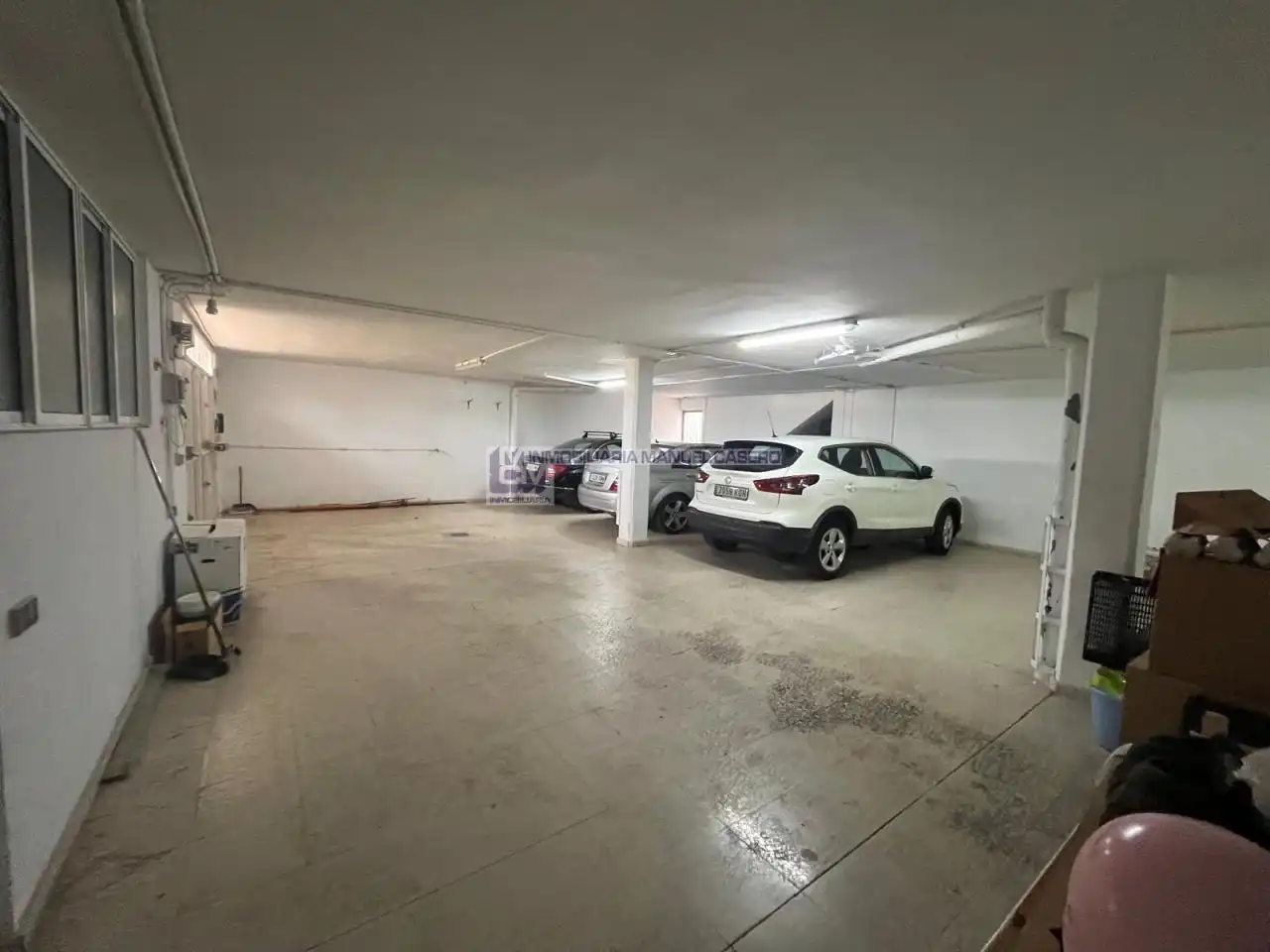 Aparcament de Casa o xalet en venda en Cáceres amb Calefacció, Jardí privat i Terrassa