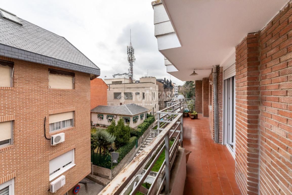 Exterior view of Flat for sale in Las Rozas de Madrid  with Terrace