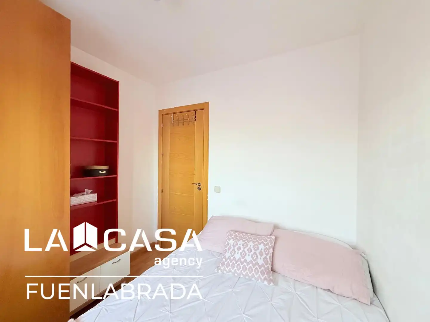 Habitación de Piso en venta en Fuenlabrada con Aire acondicionado, Trastero y Piscina
