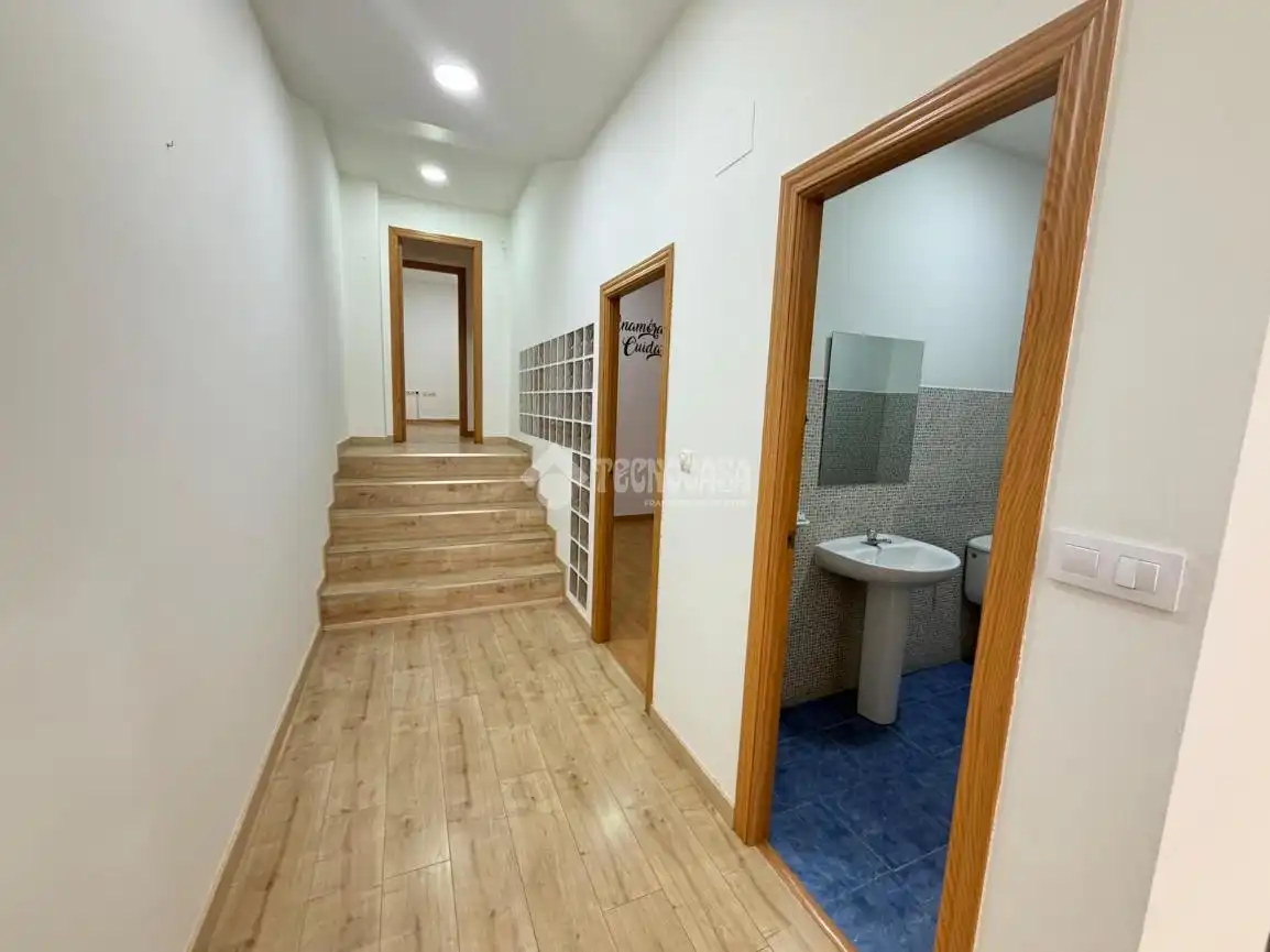 Local de alquiler en Martos con Aire acondicionado