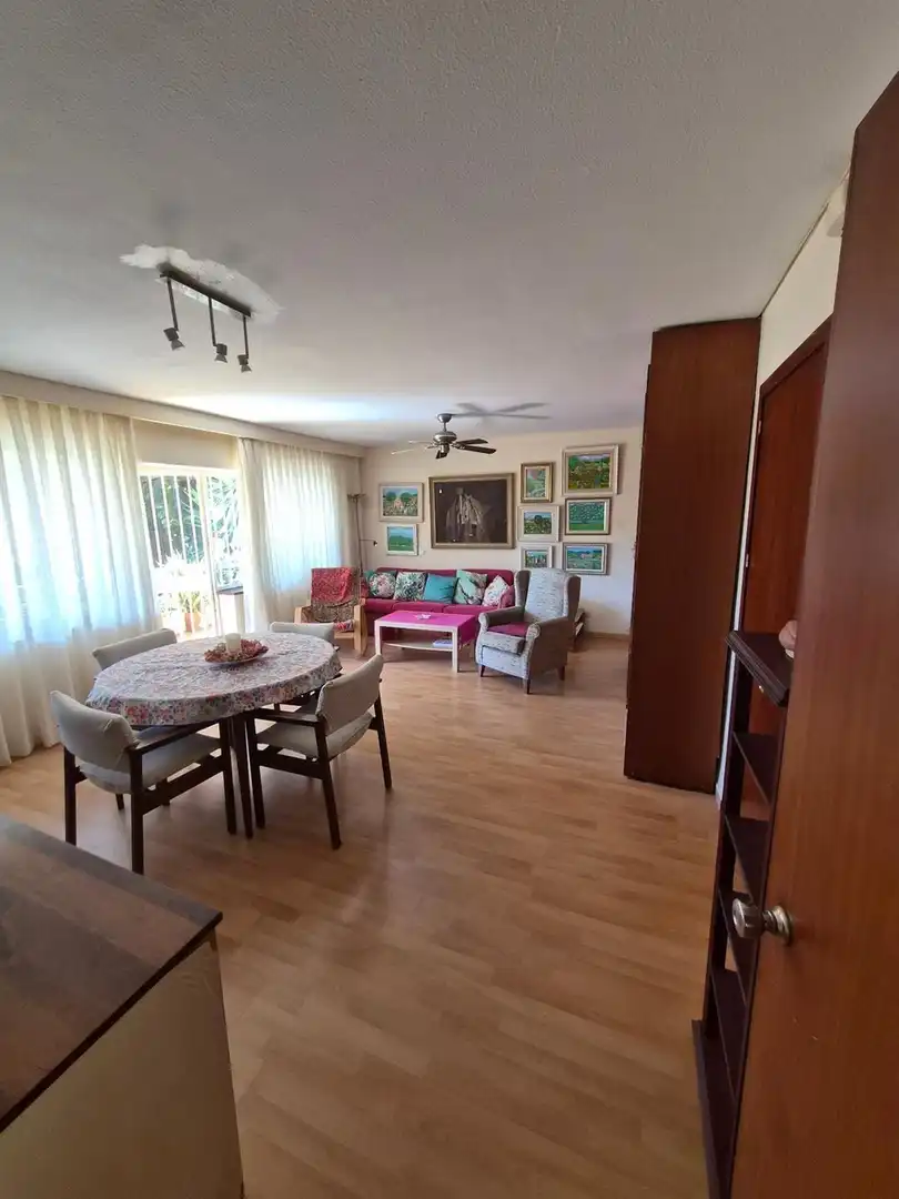 Sala d'estar de Apartament de lloguer en La Carihuela - Los Nidos