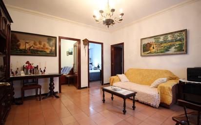 Living room of Flat for sale in  Sevilla Capital  with Balcony