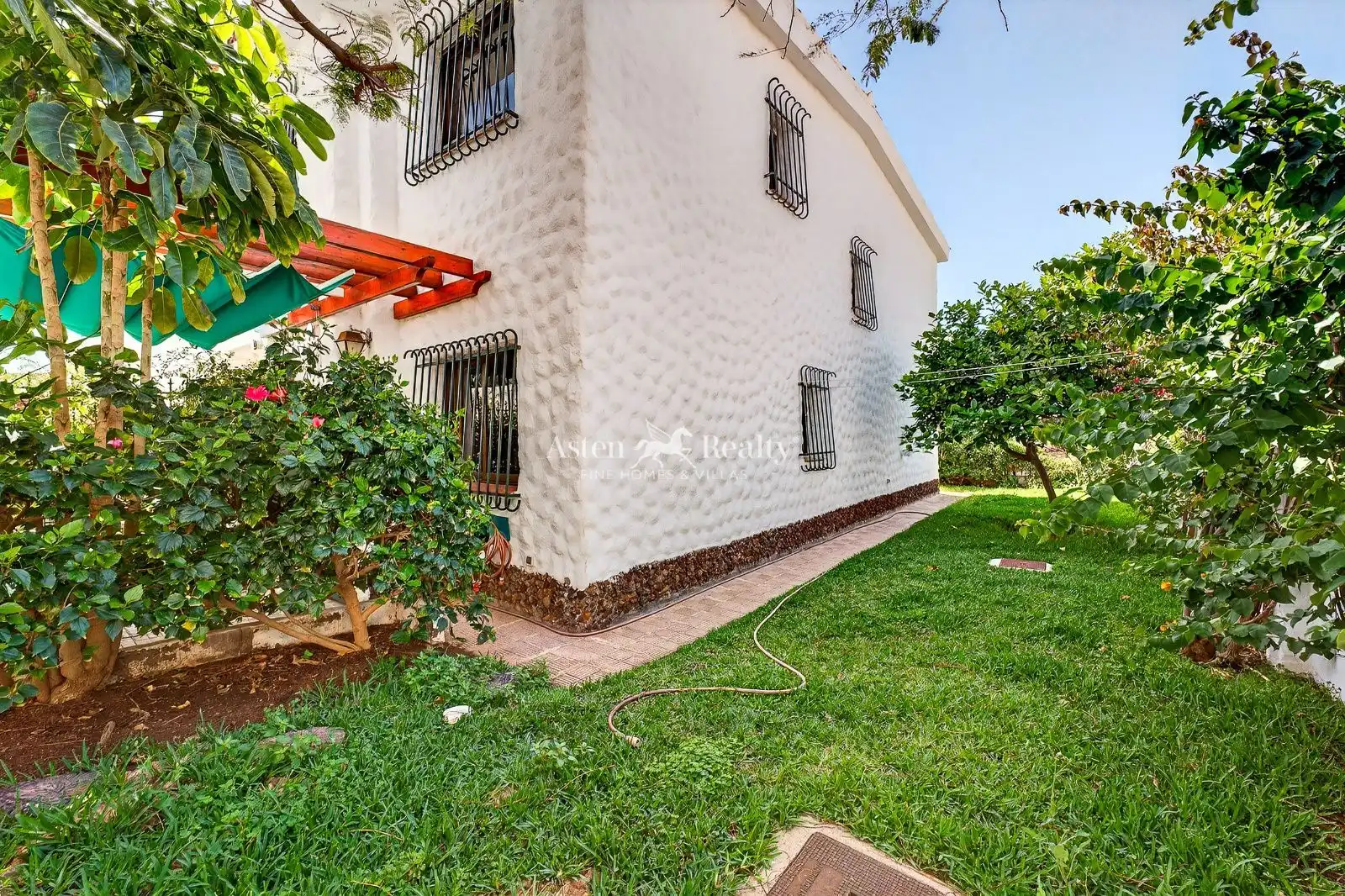 Detached homes for sale in España, Torviscas Bajo