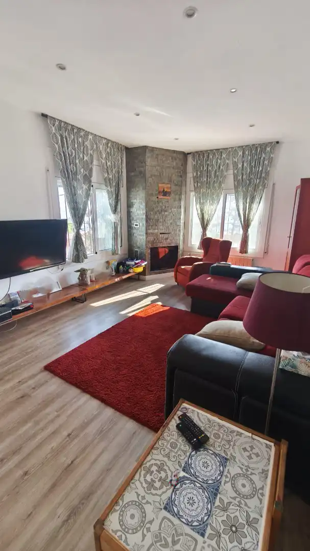 Sala de estar de Casa o chalet en venta en Cervelló con Calefacción, Jardín privado y Parquet