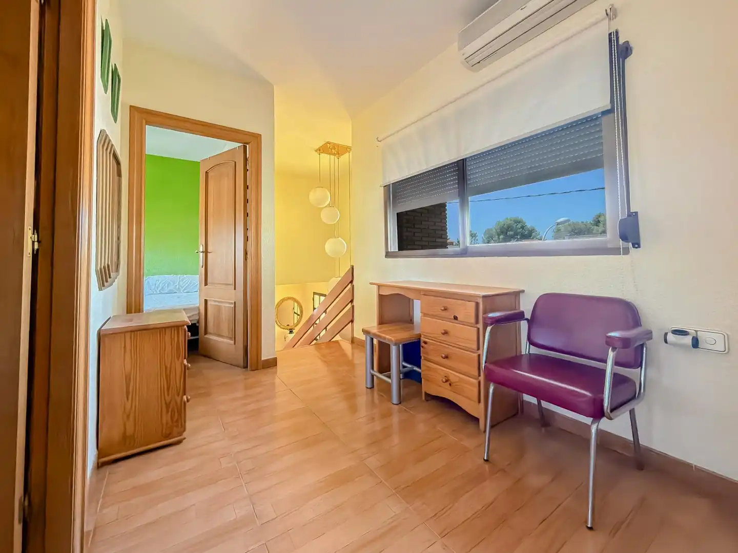 Dormitori de Casa o xalet en venda en L'Eliana amb Aire condicionat, Jardí privat i Terrassa