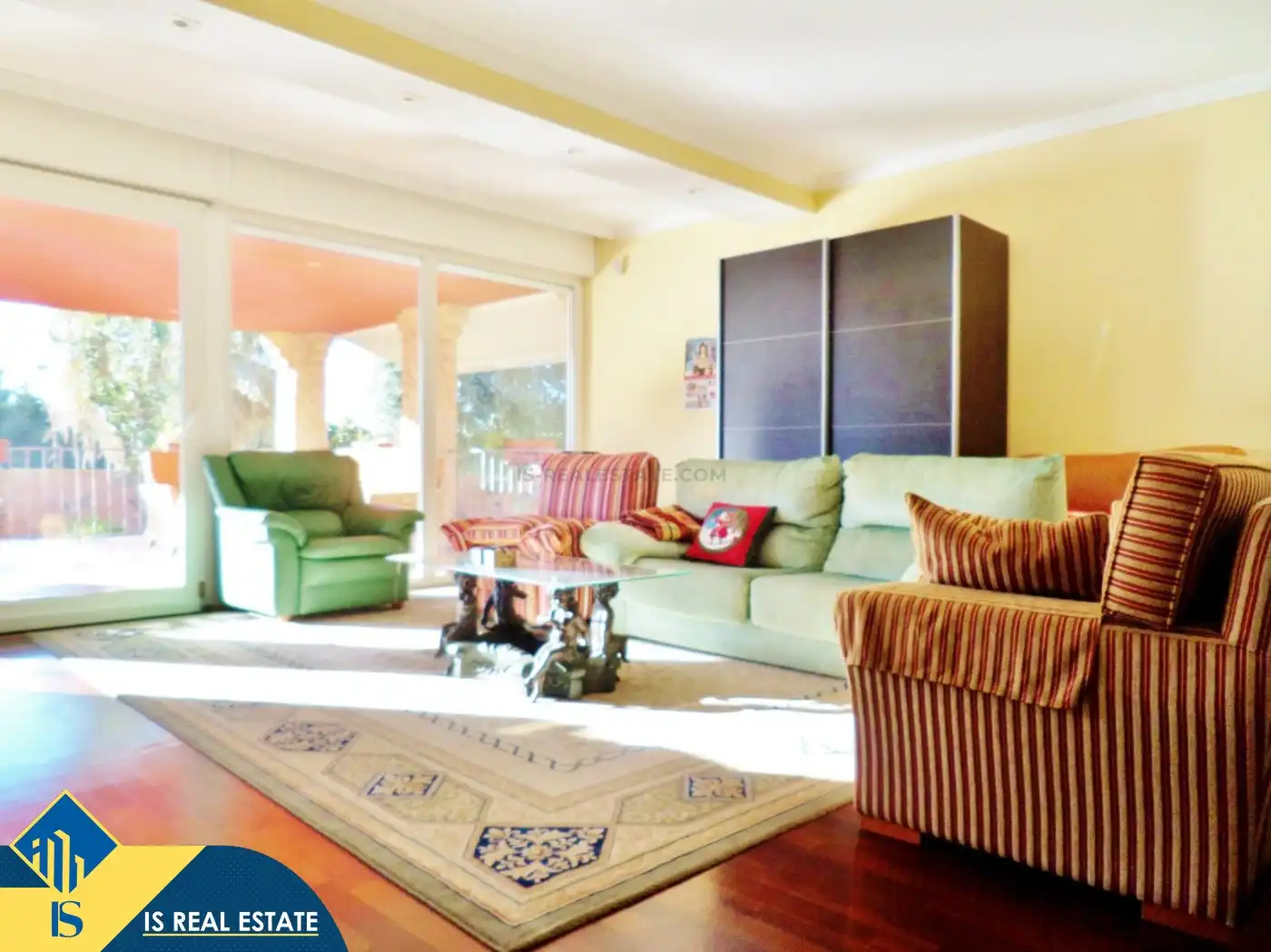 Living room of Houses for sale in Alicante / Alacant  with Terrace, Swimming Pool and Furnished
