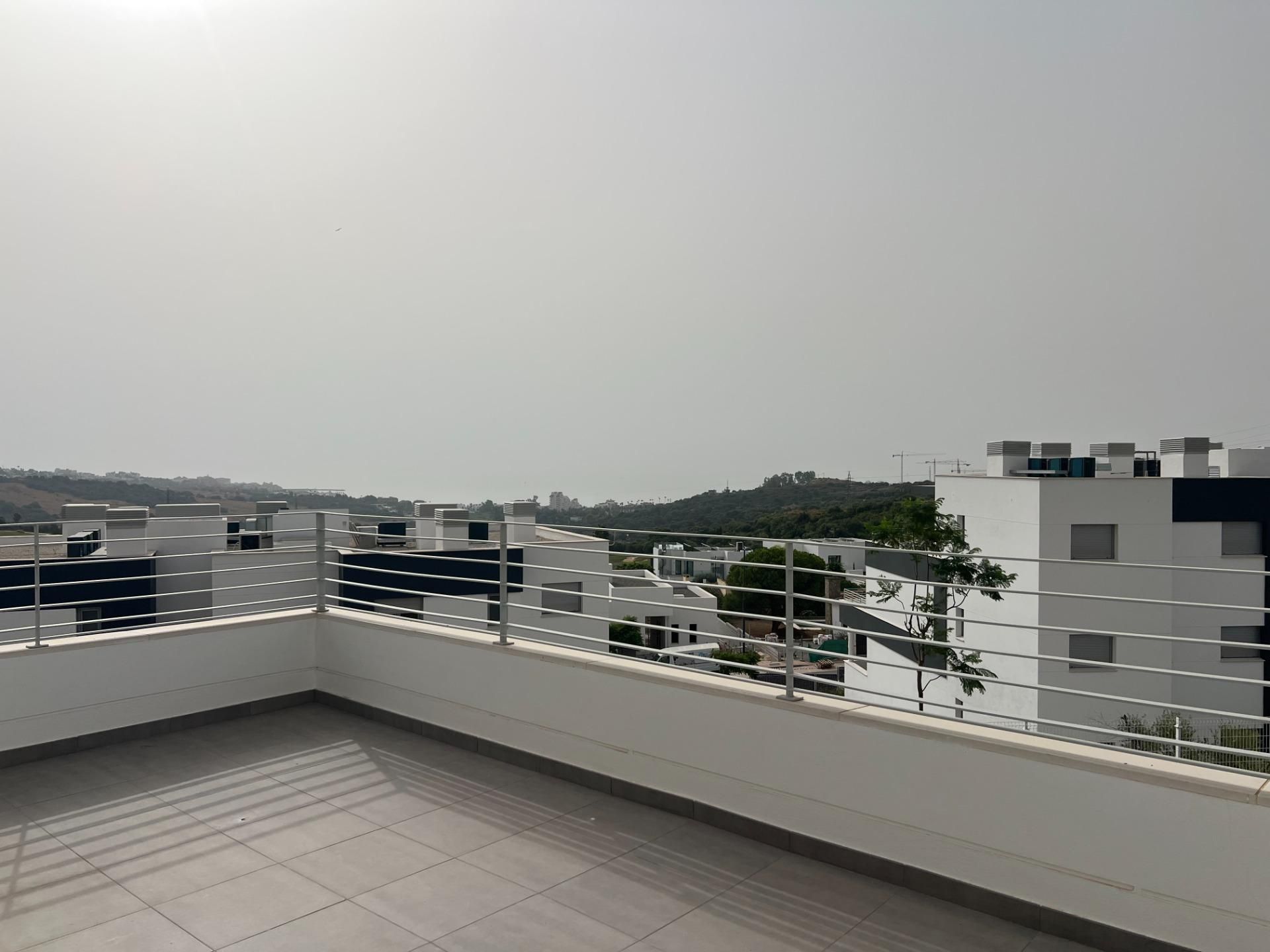 Terrassa de Apartament en venda en Estepona amb Aire condicionat, Calefacció i Jardí privat