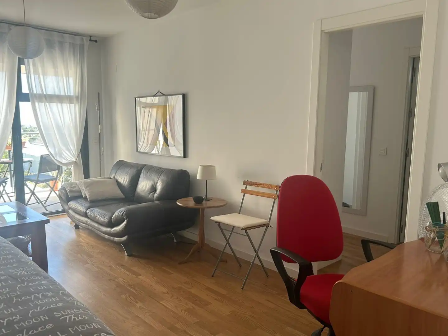 Sala d'estar de Apartament de lloguer en Madrid amb Calefacció, Jardí privat i Terrassa