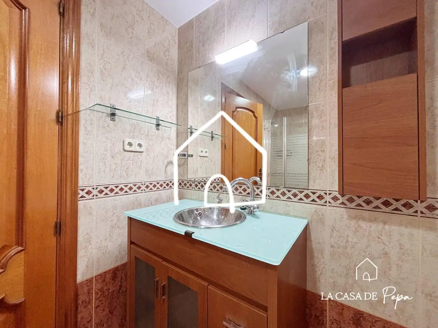 Baño de Piso en venta en Viladecans con Aire acondicionado, Calefacción y Terraza