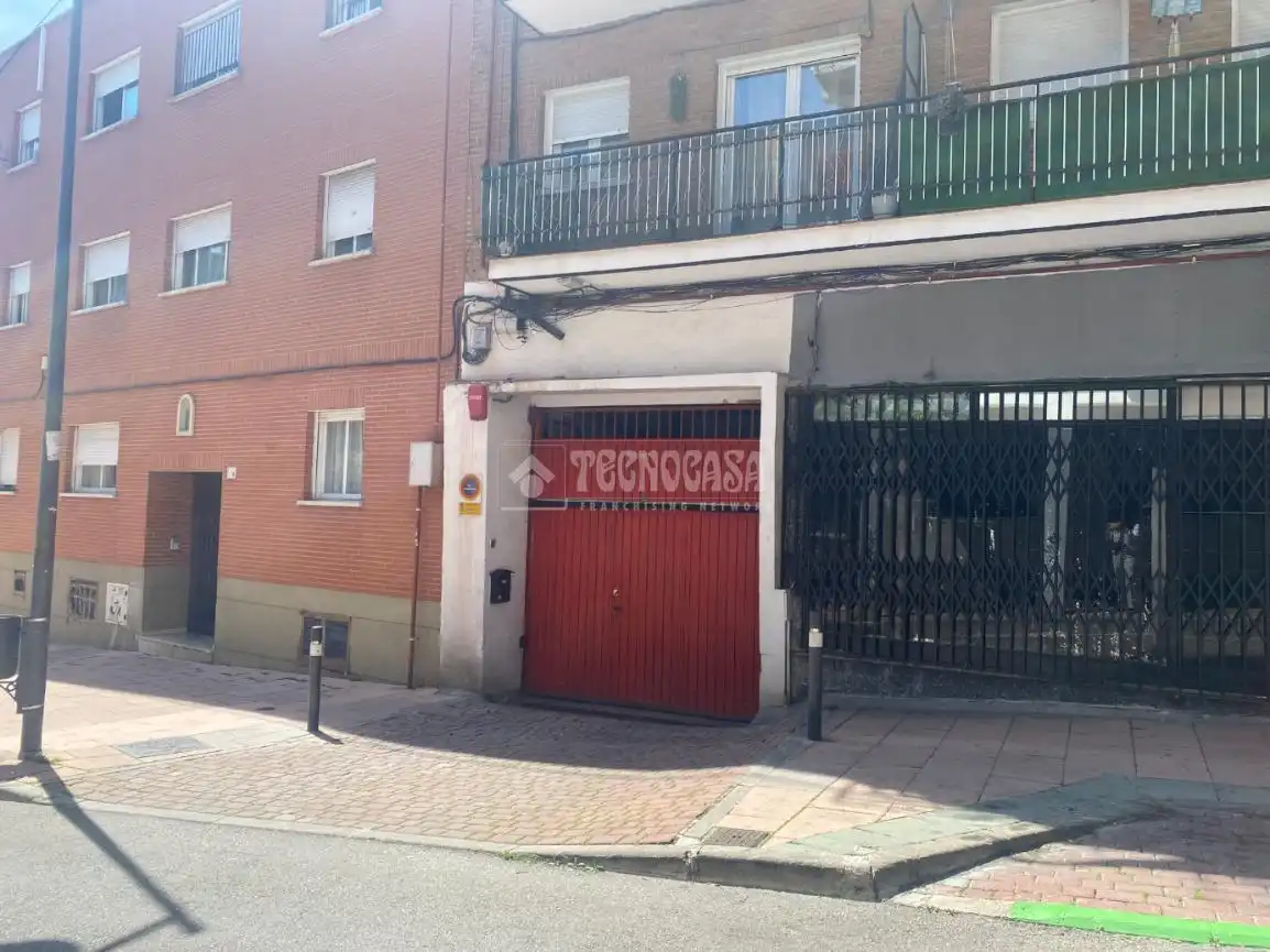 Vista exterior de Garaje de alquiler en Alcobendas