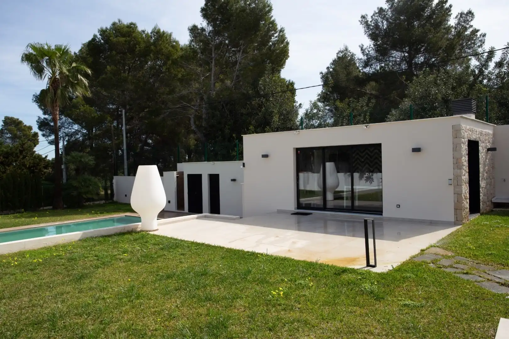 Casa con jardín en venta en La Xara - La Sella