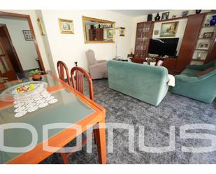 Sala d'estar de Pis en venda en Sant Boi de Llobregat amb Calefacció i Balcó
