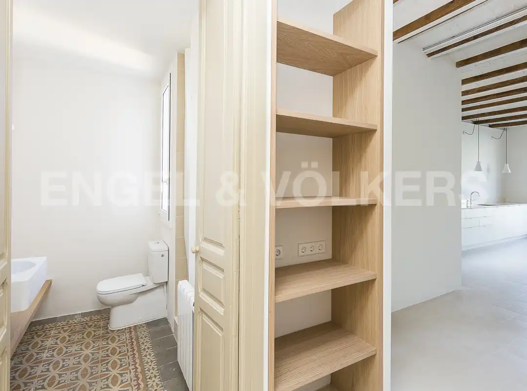 Bedroom of Flat for sale in Barcelona  with Air Conditioner, Heating and Balcony