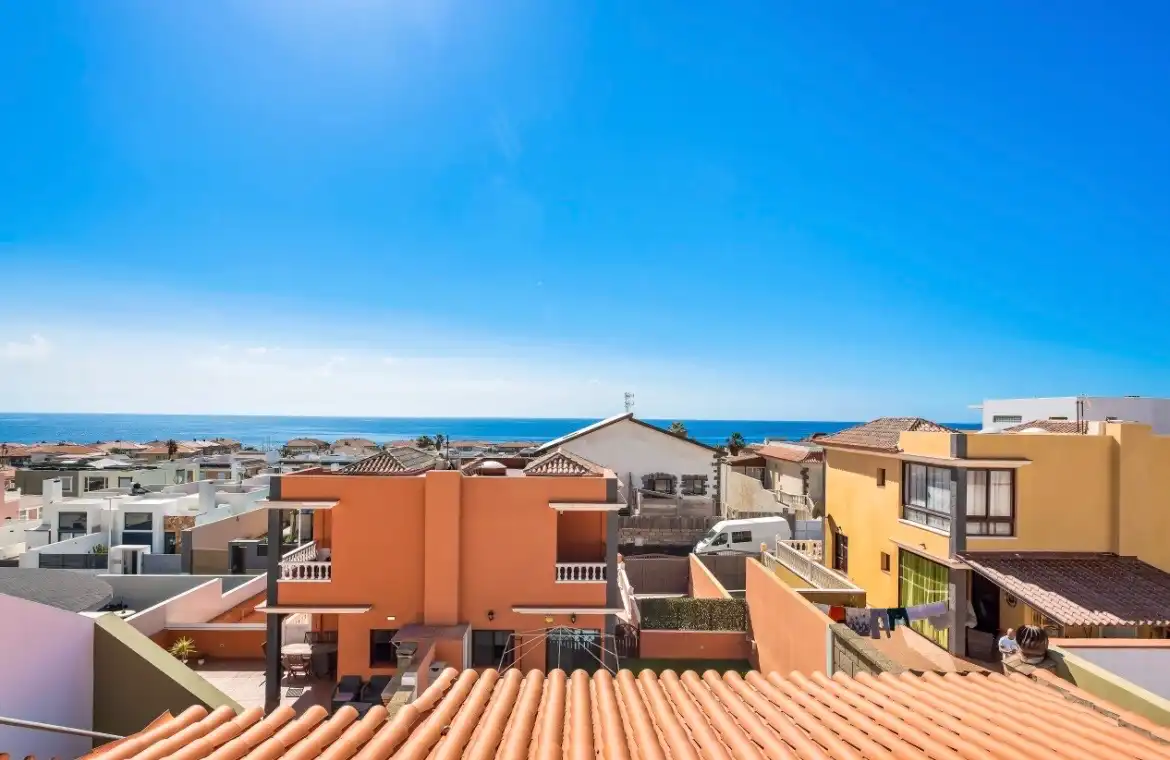 Houses for sale in Calle Amapola, El Médano