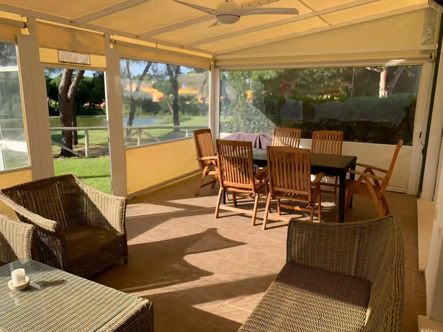 Terraza de Piso en venta en Islantilla con Aire acondicionado, Jardín privado y Piscina