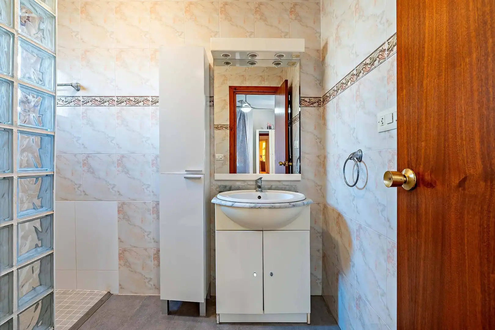 Baño de Casa o chalet en venta en Roquetas de Mar con Jardín privado, Terraza y Trastero