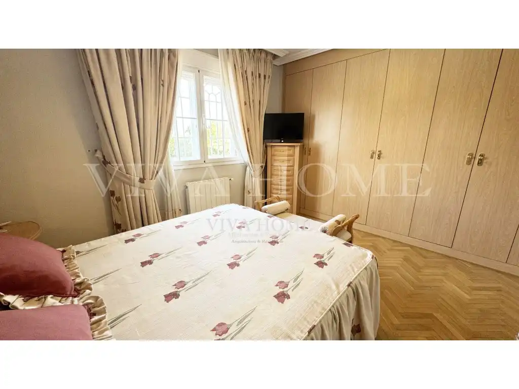 Bedroom of Houses for sale in Rivas-Vaciamadrid