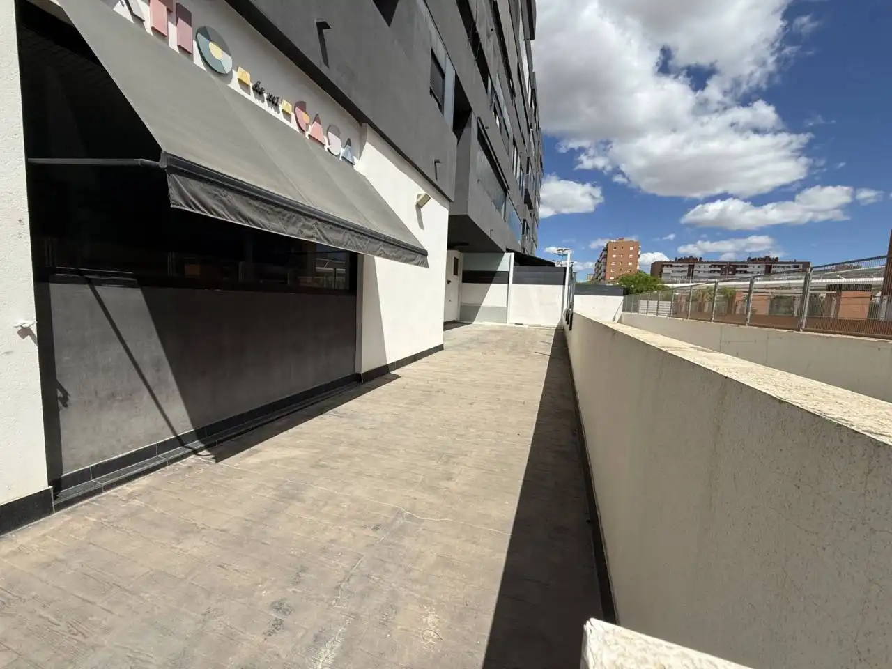 Terrassa de Local en venda en Elche / Elx amb Aire condicionat