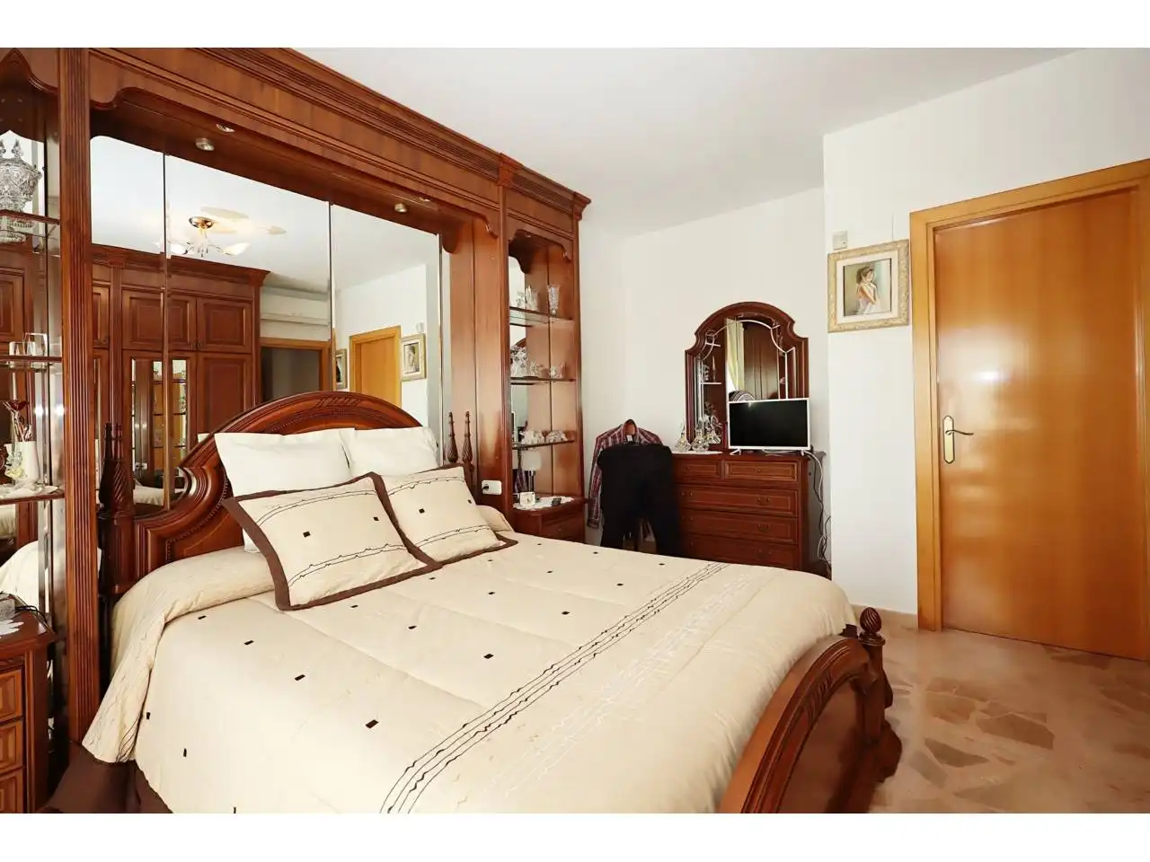 Haus mit Pool zum Verkauf in Calle Caterina Albert, imagen 9