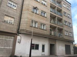 Local comercial en Venta en Rúa Juan Bautista Andrade, 127 en O Burgo - Campus Universitario