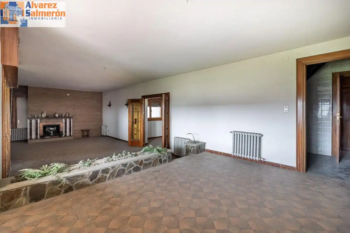 Casa rústica amb piscina en venda a Santa Fe, imagen 5