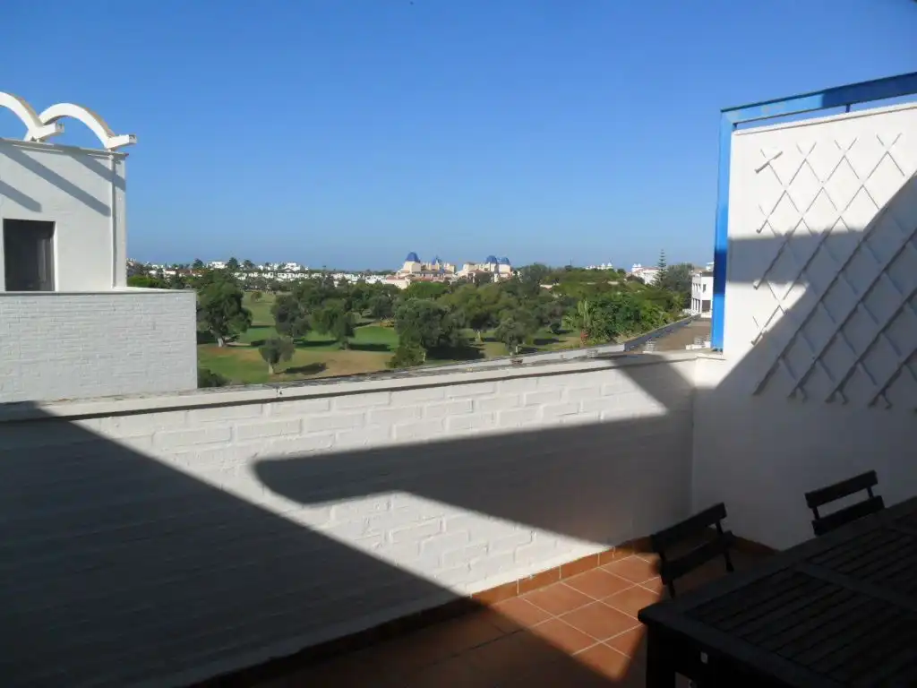 Duplex with pool to rent in Costa Ballena Golf, imagen 2