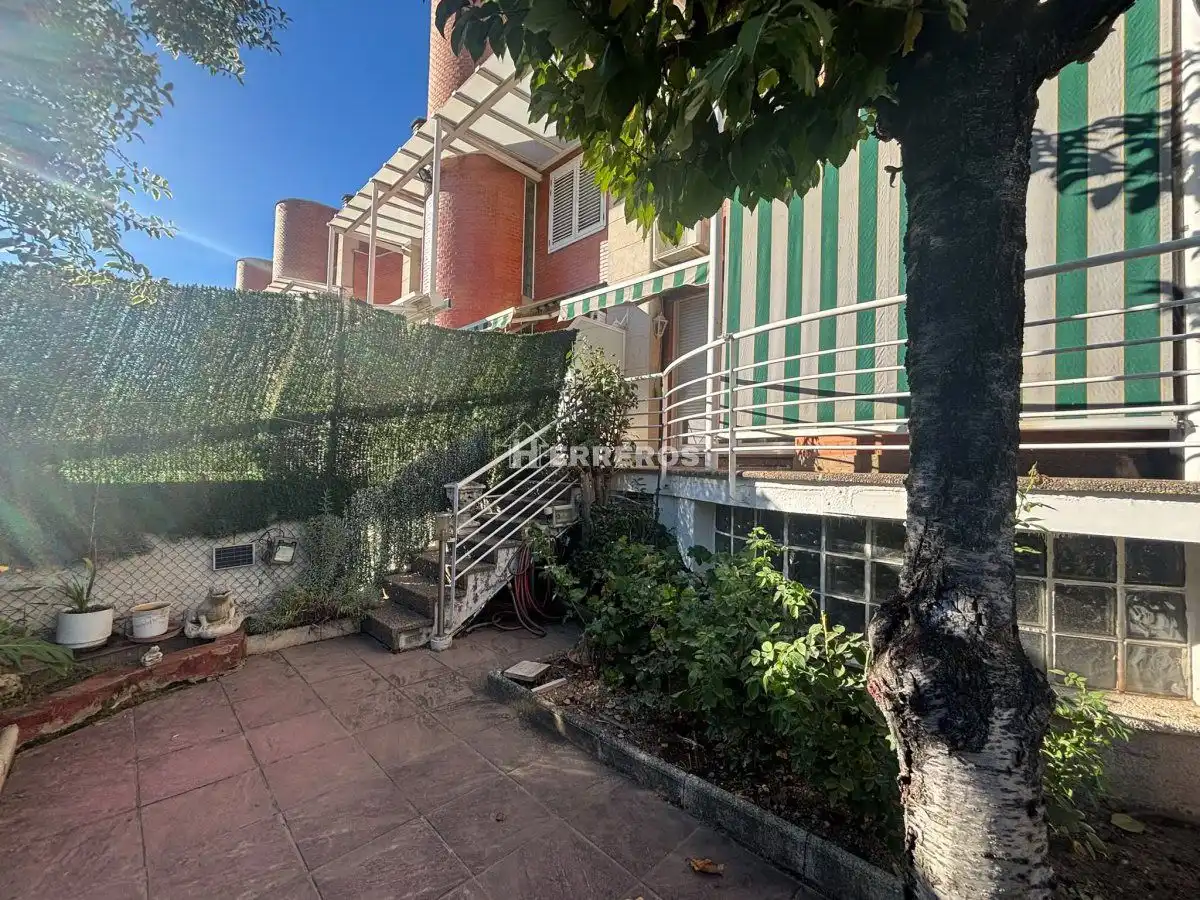 Casa a schiera con piscina in vendita a avda. de madrid, imagen 13