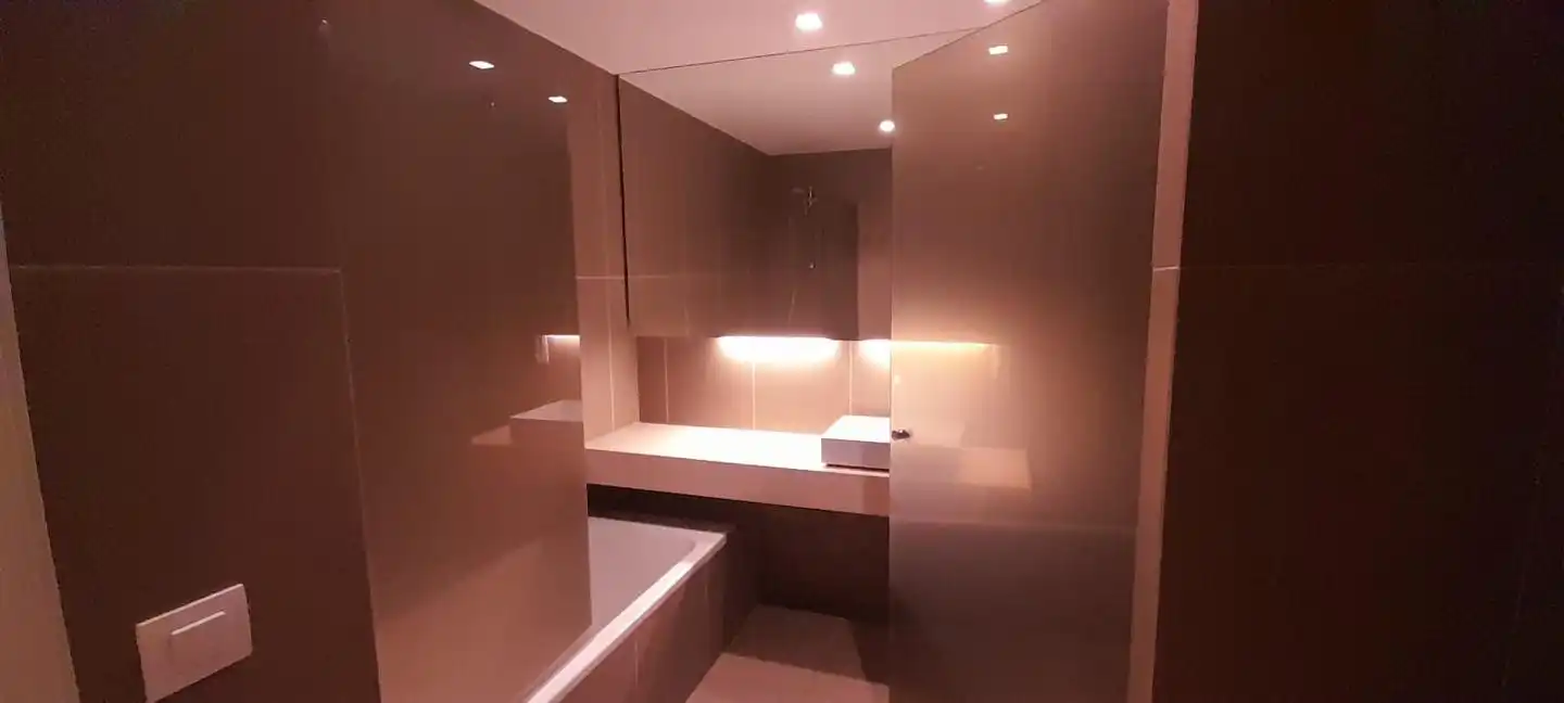 Baño de Piso de alquiler en Escaldes – Engordany con Aire acondicionado y Amueblado