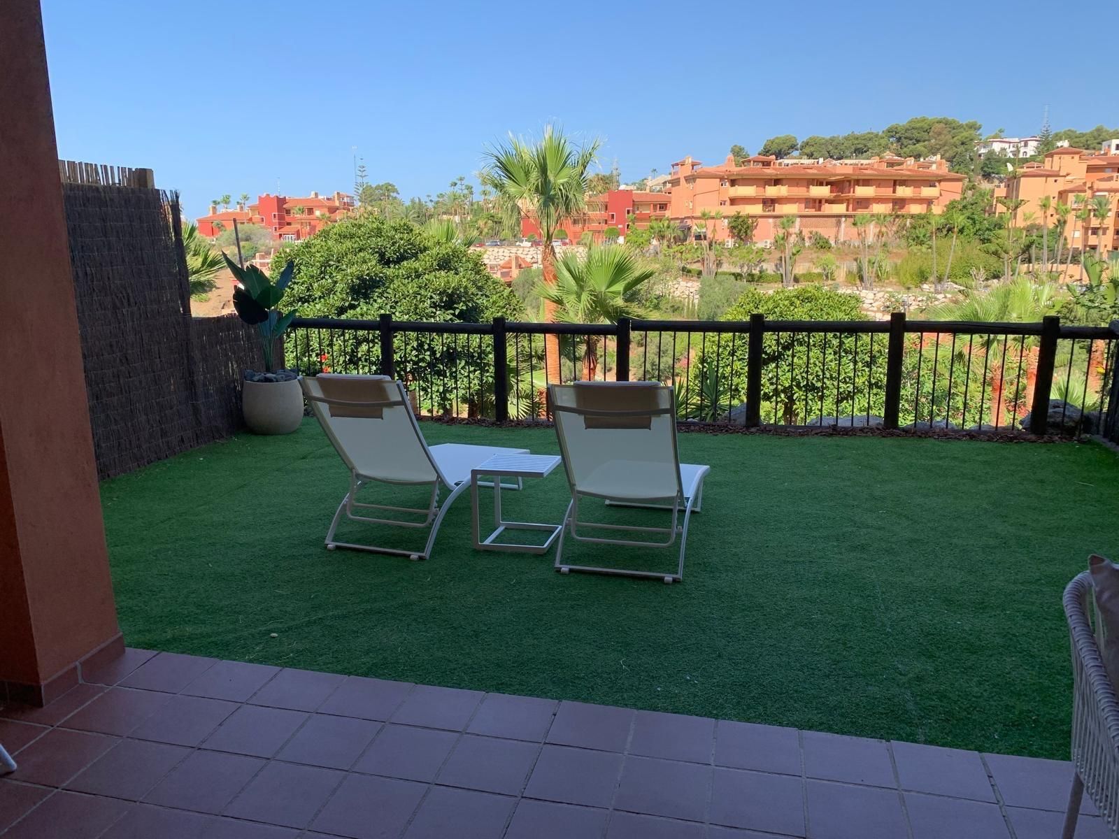 Terrassa de Apartament de lloguer en Estepona amb Terrassa