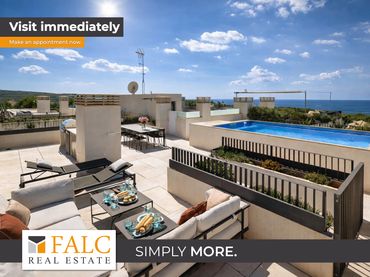 Penthouse with pool for sale in Santa Ponça