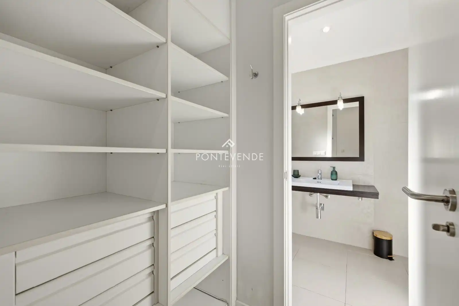 Villa mit Terrasse zum Verkauf in Freixeiro-Dorron, imagen 42