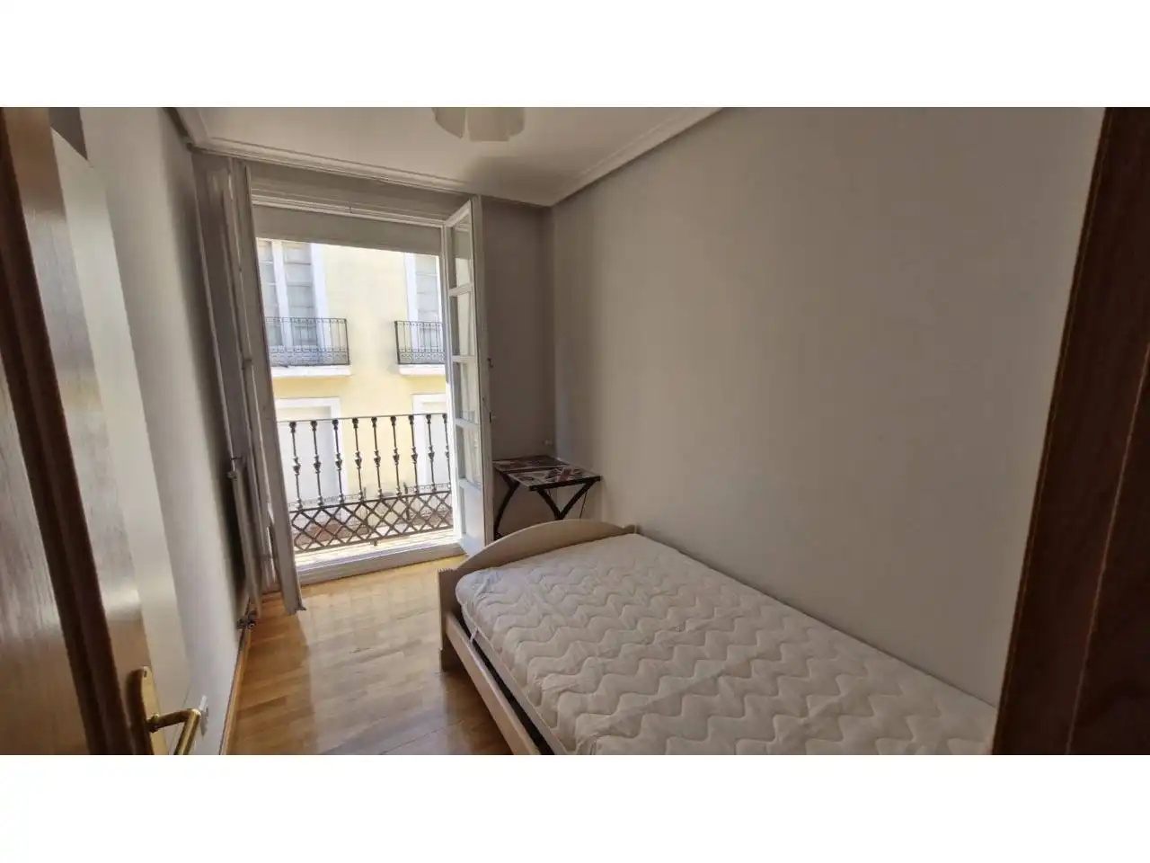Schlafzimmer von Wohnung zur Miete in  Logroño mit Heizung, Parkett und Abstellraum