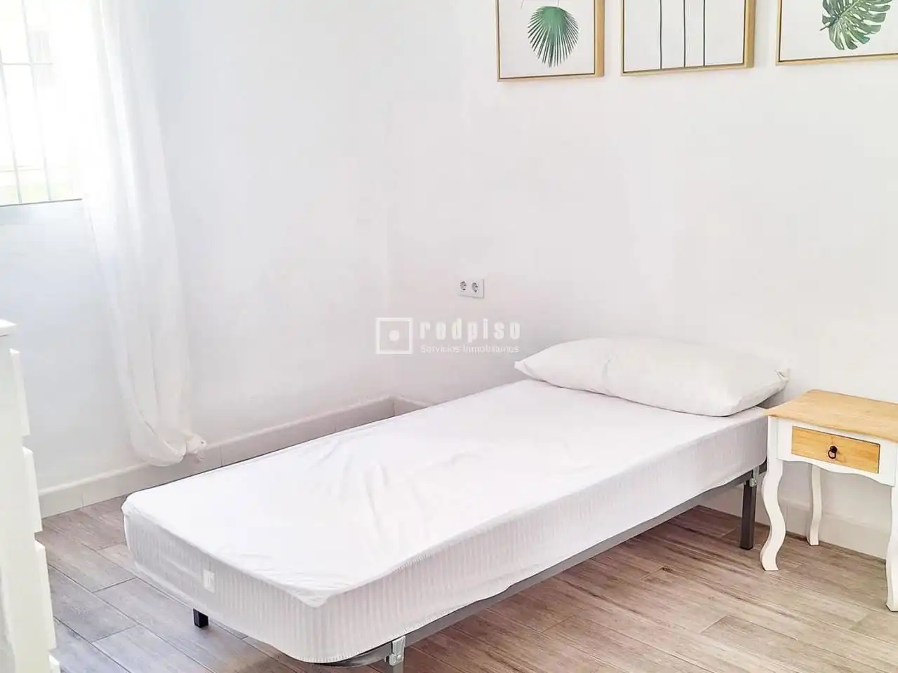 Habitación de Piso de alquiler en Sevilla con Aire acondicionado, Terraza y Amueblado