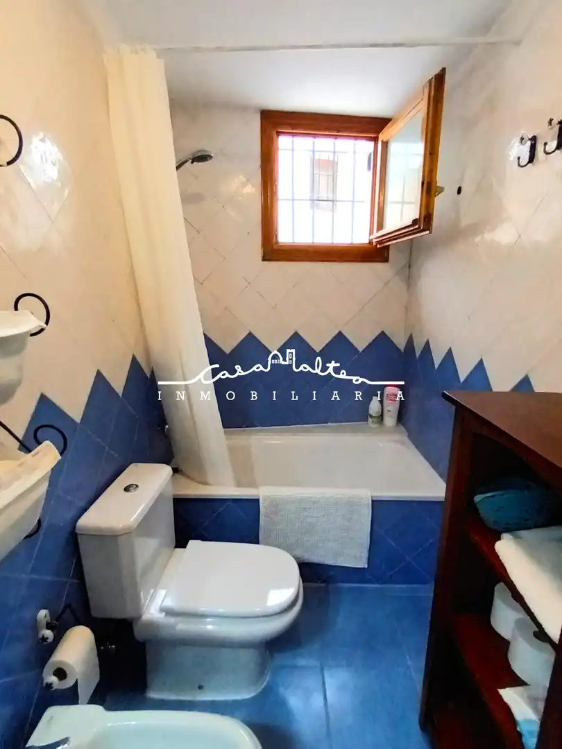 Baño de Apartamento en venta en Altea con Aire acondicionado, Calefacción y Amueblado