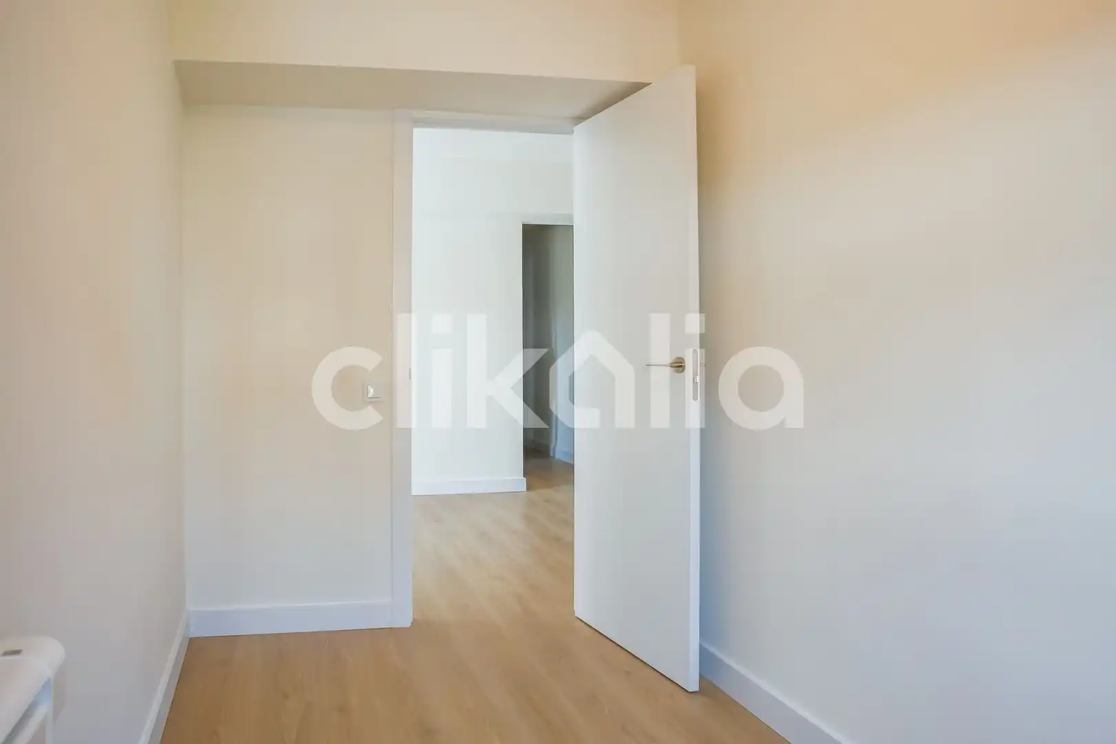 Flat for sale in Madrid  with Air Conditioner, Heating and Terrace