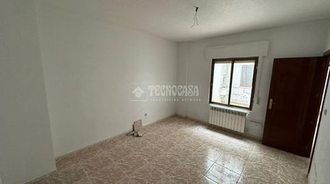 Foto 5 de Piso en venta en Mengíbar, Jaén