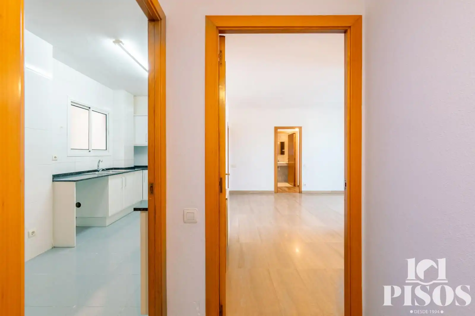 Flat for sale in Sant Cugat del Vallès  with Heating, Terrace and Storage room