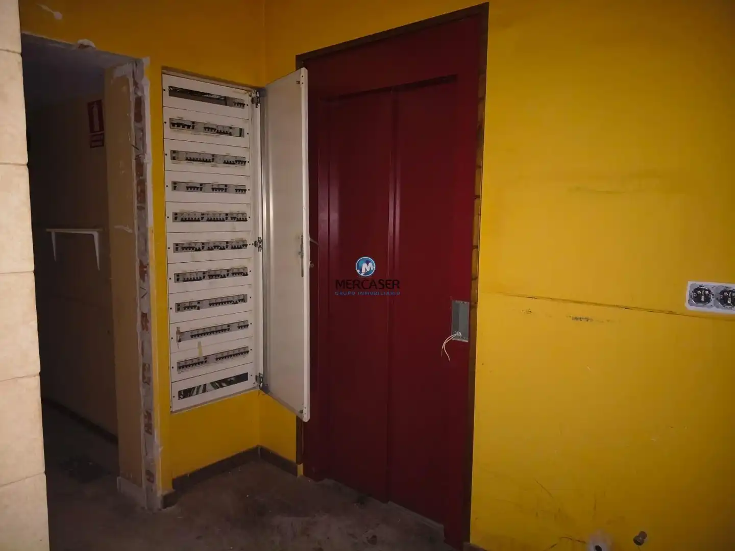 Local comercial en venda a Torres de la Alameda, imagen 12