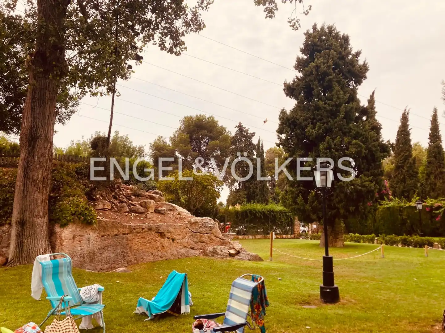 Casa o chalet de alquiler en Rocafort con Aire acondicionado, Calefacción y Jardín privado