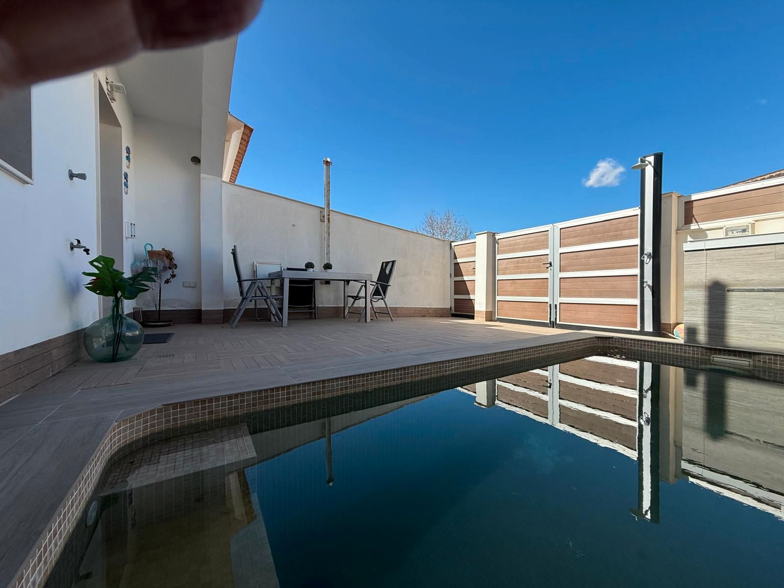 Piscina de Casa o xalet en venda en San Pedro del Pinatar amb Aire condicionat, Jardí privat i Piscina