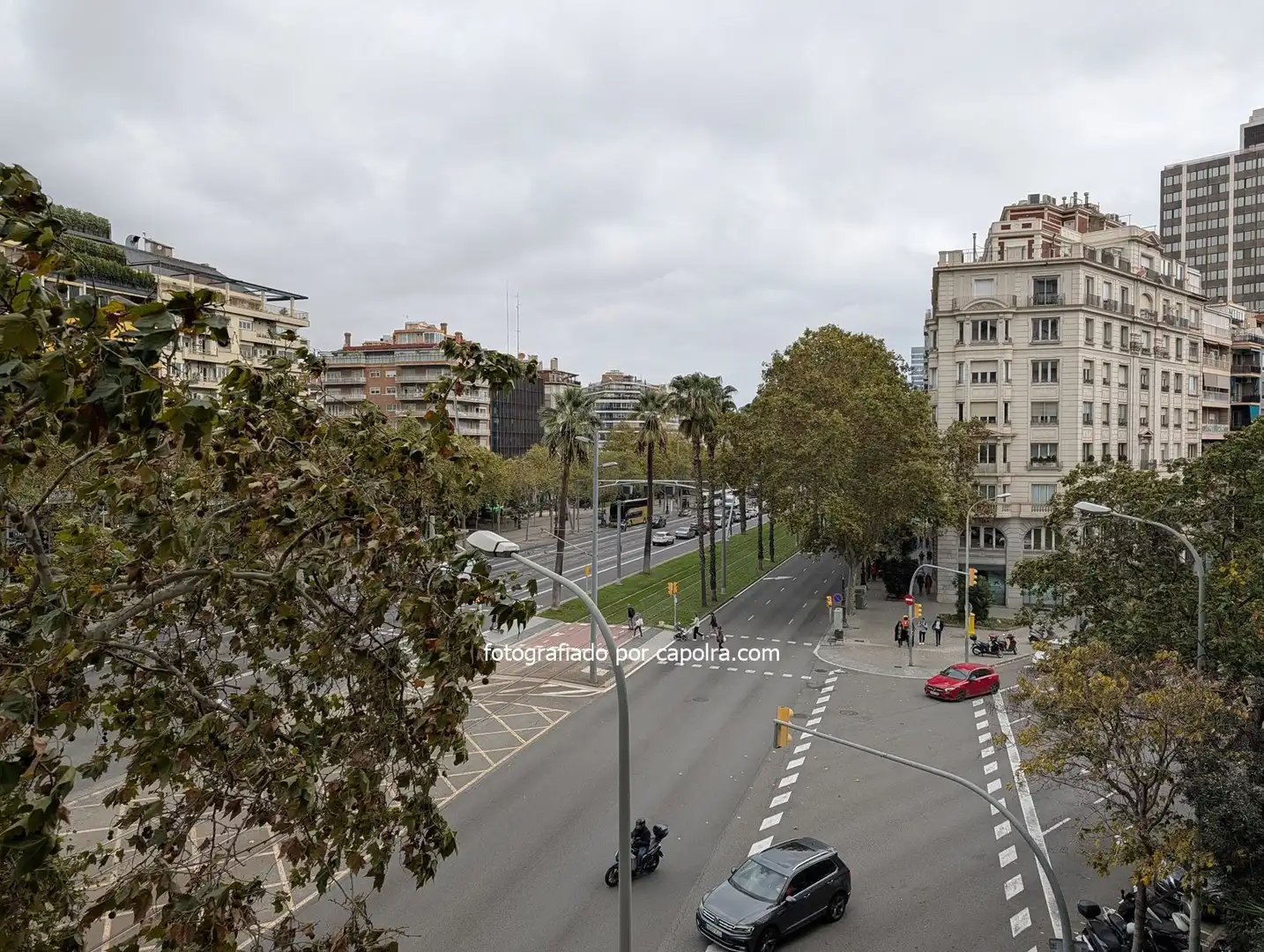 Außenansicht von Büro zum Verkauf in Barcelona mit Klimaanlage und Heizung