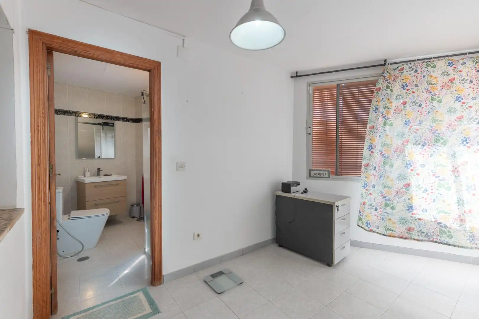 Dormitori de Casa adosada en venda en Monachil amb Aire condicionat, Terrassa i Alarma