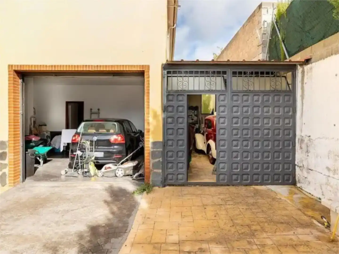 Aparcament de Casa o xalet en venda en Huétor de Santillán amb Aire condicionat, Piscina i Balcó