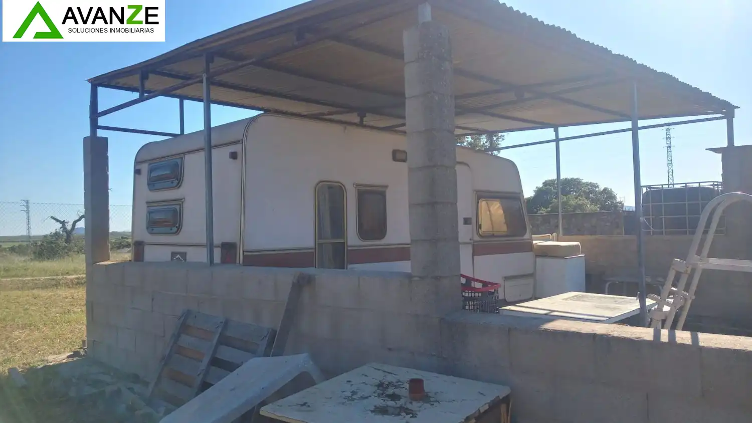 Vista exterior de Finca rústica en venda en Valverde de Mérida