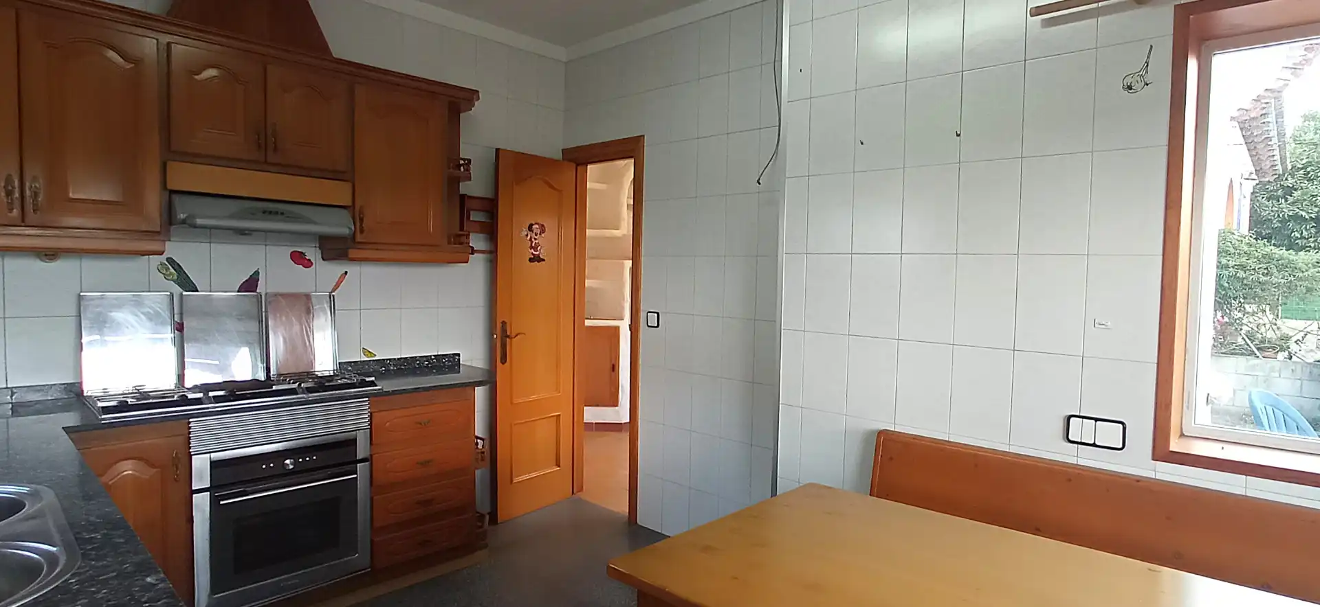 Cuina de Casa o xalet en venda en Cerdanyola del Vallès amb Calefacció i Terrassa