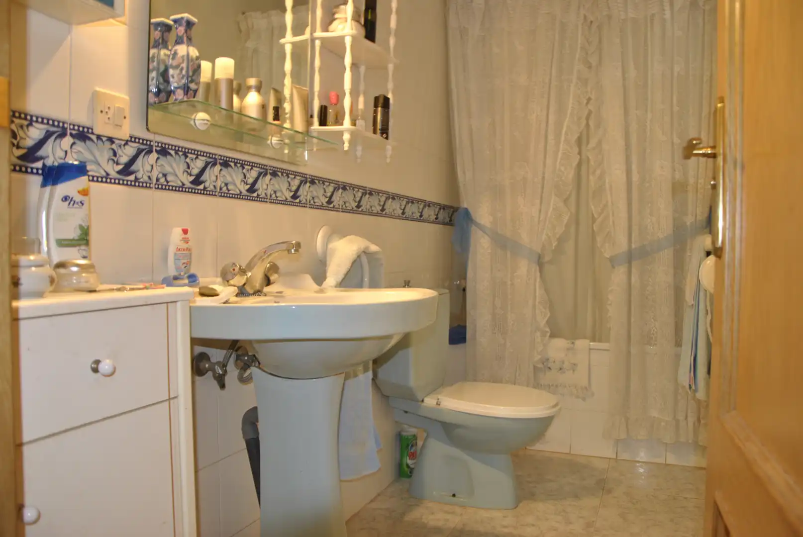 Bathroom of Houses for sale in Pozuelo de Zarzón  with Air Conditioner, Heating and Private garden